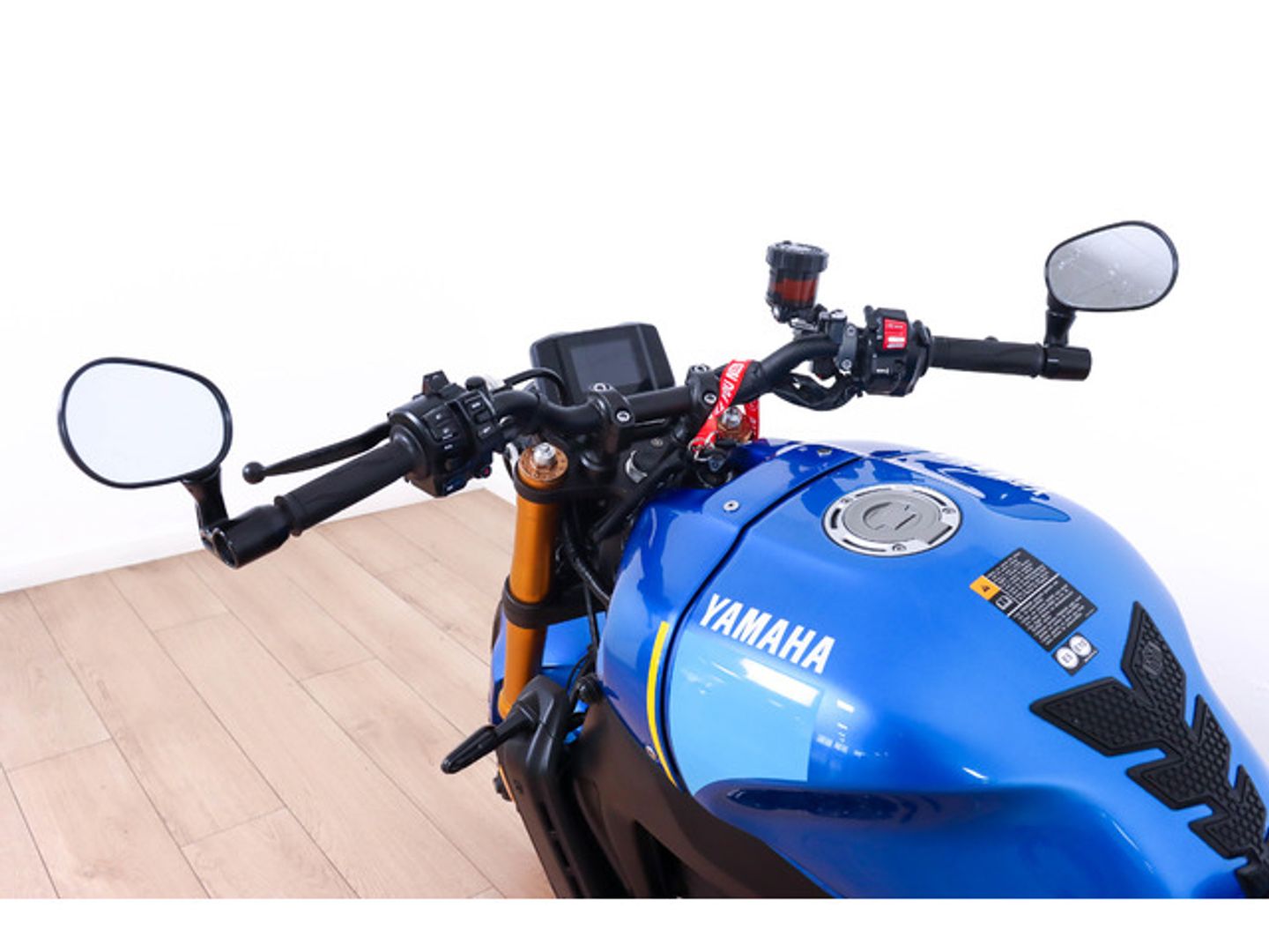 Yamaha XSR900