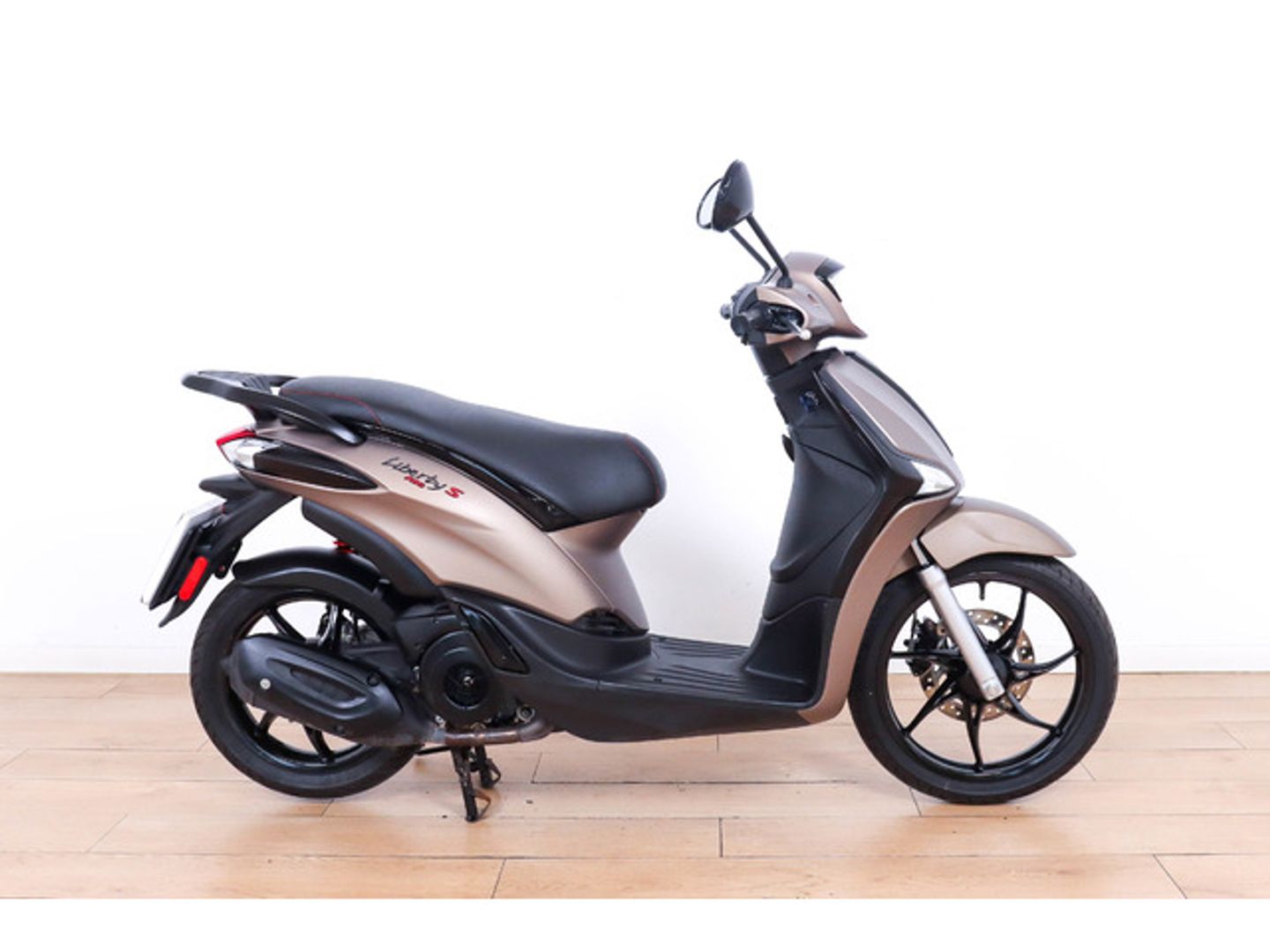 Piaggio Liberty 125/S Dorado Motorcycle