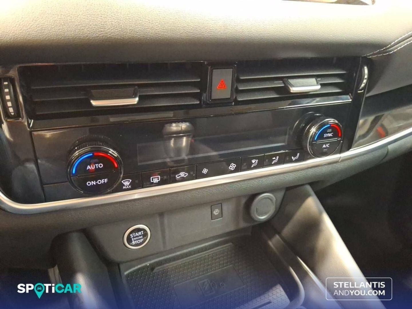 Nissan Qashqai DIG-T 140 mHEV N-Connecta 4x2 103 kW (140 CV)