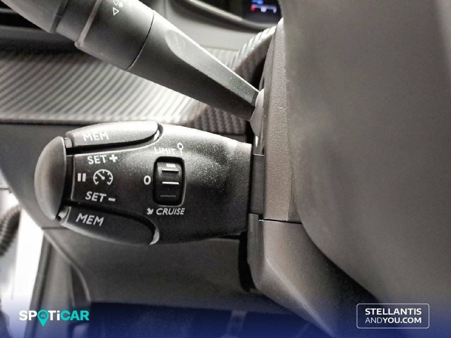 Peugeot 208 PureTech 100 Allure 75 kW (100 CV)