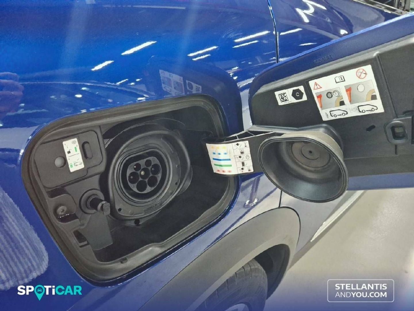 Renault Captur Zen E-TECH Híbrido enchufable 118 kW (160 CV)