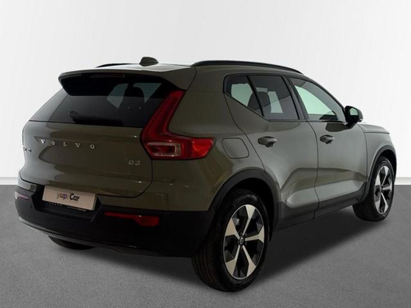 Volvo XC40 B3 G Plus Dark Auto 120 kW (163 CV)