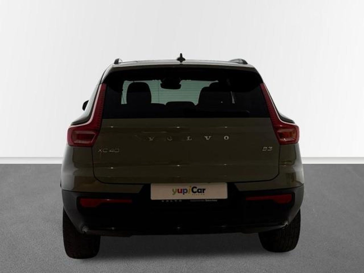Volvo XC40 B3 G Plus Dark Auto 120 kW (163 CV)