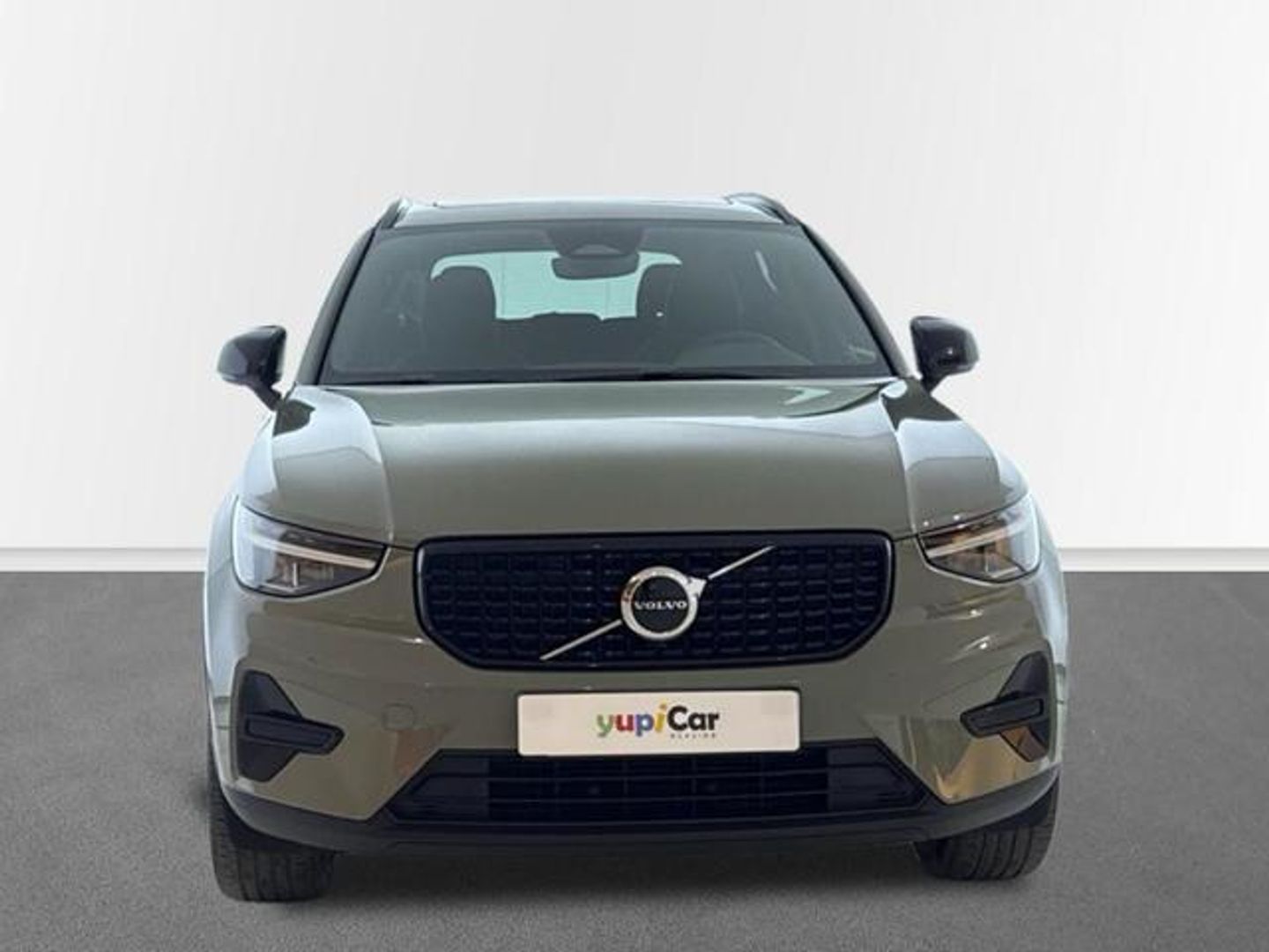Volvo XC40 B3 G Plus Dark Auto 120 kW (163 CV)