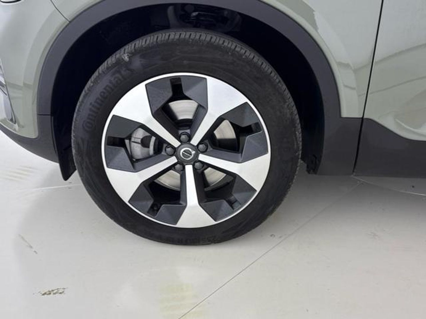 Volvo XC40 B3 G Plus Dark Auto 120 kW (163 CV)