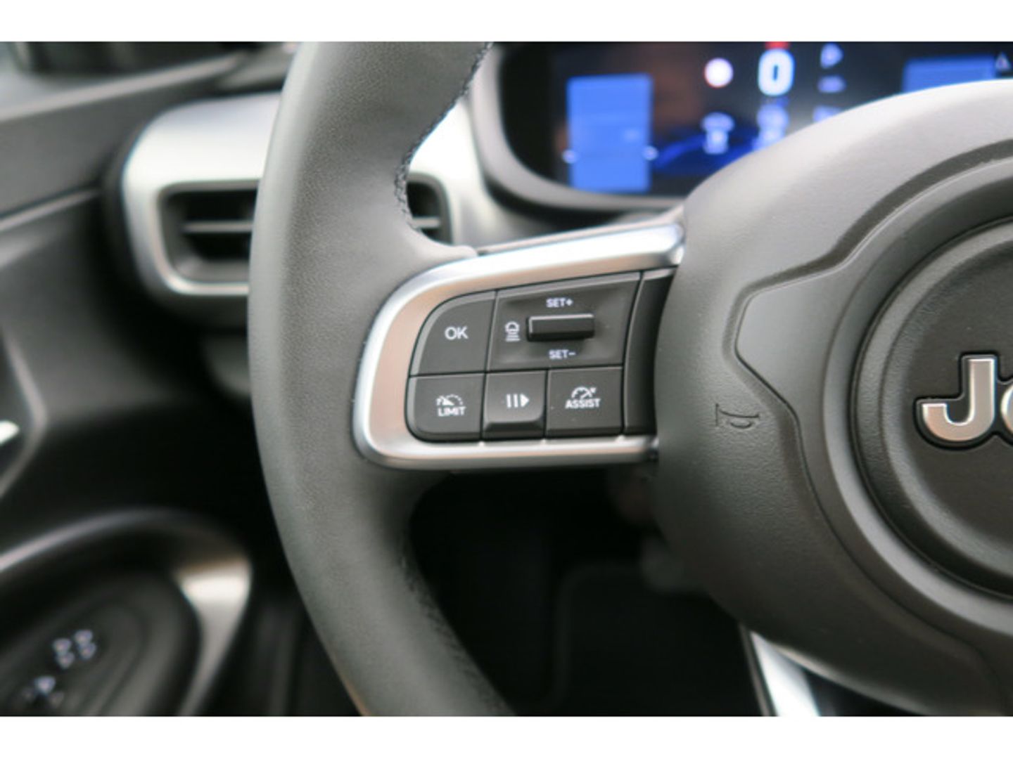 Jeep Avenger BEV Summit 115 kW (156 CV)