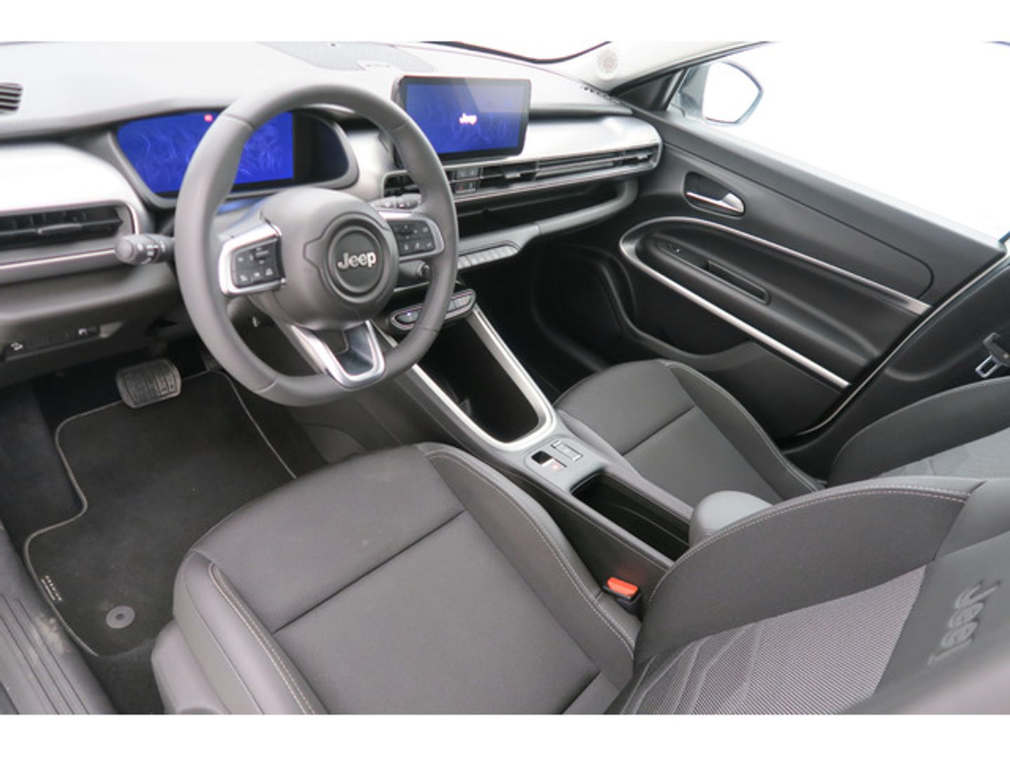 Jeep Avenger BEV Summit 115 kW (156 CV)