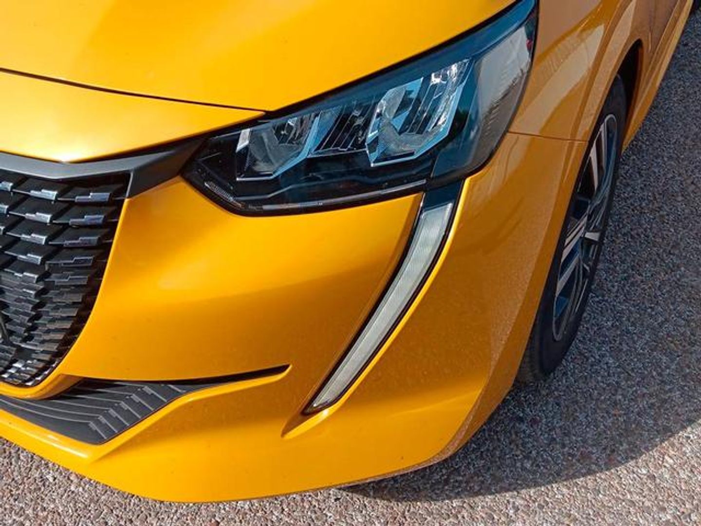 Peugeot 208 BlueHDi 100 Active Pack 75 kW (100 CV)