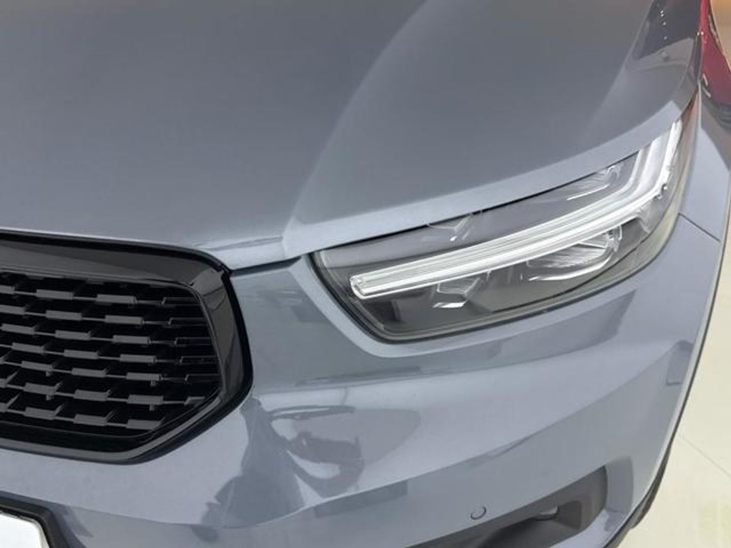 Volvo XC40 T4 Twin Recharge R-Design Auto 155 kW (211 CV)