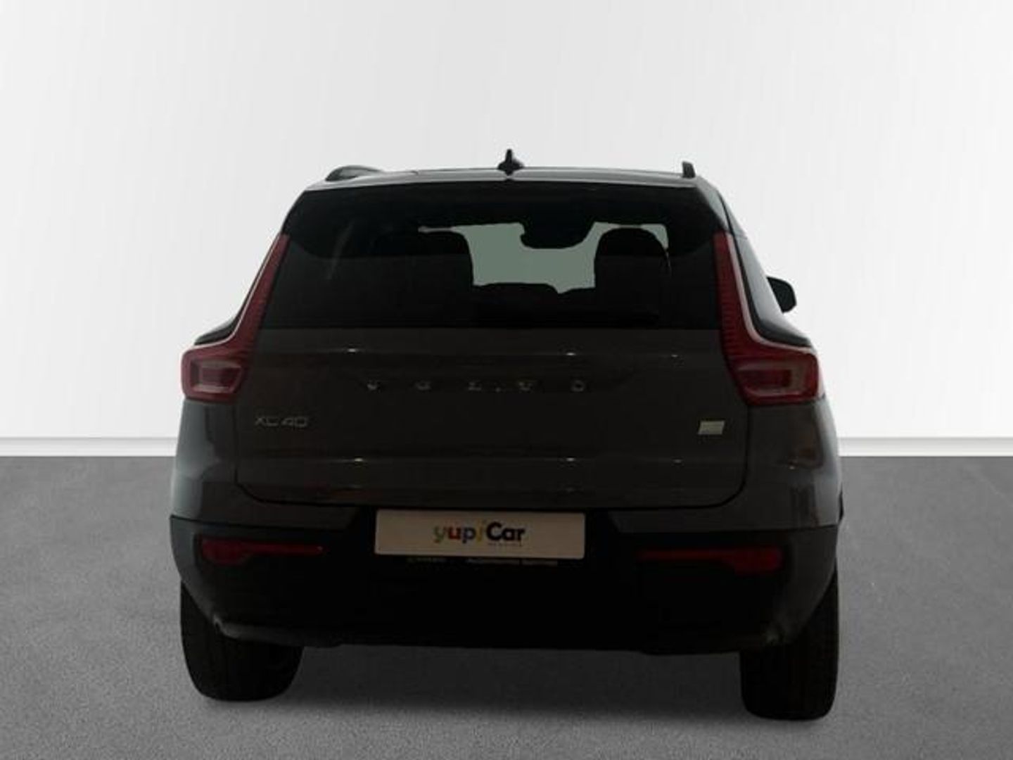 Volvo XC40 T4 Twin Recharge R-Design Auto 155 kW (211 CV)