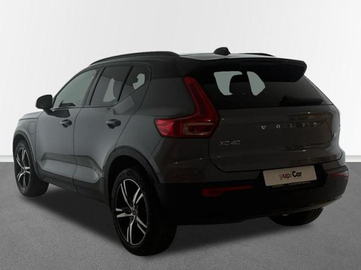 Volvo XC40 T4 Twin Recharge R-Design Auto 155 kW (211 CV)