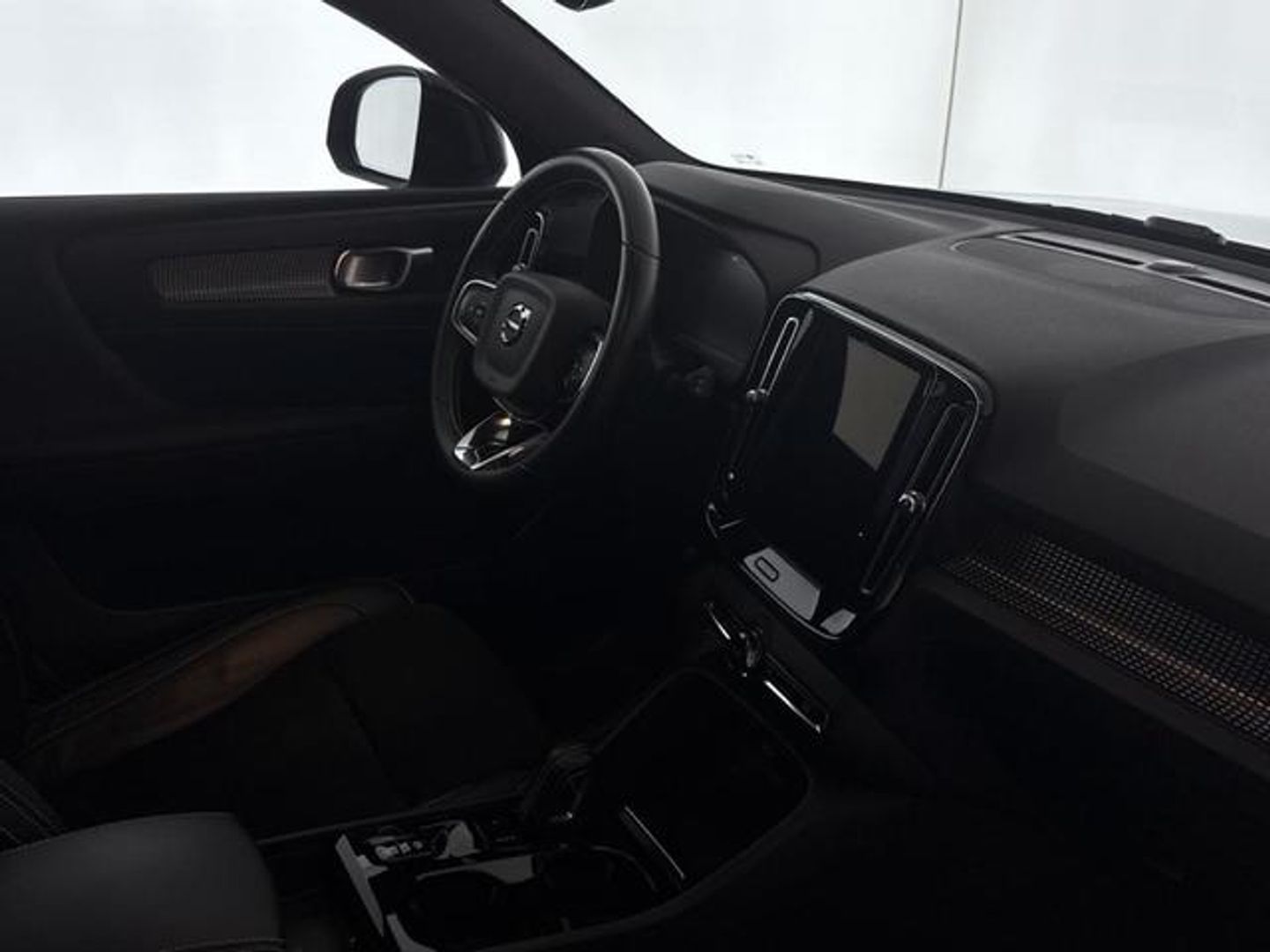 Volvo XC40 T4 Twin Recharge R-Design Auto 155 kW (211 CV)