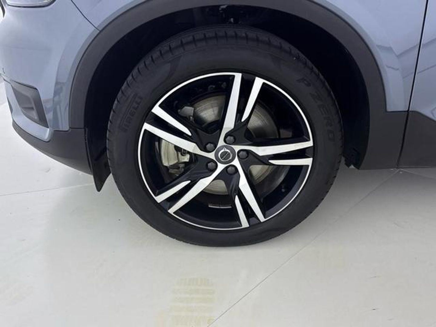 Volvo XC40 T4 Twin Recharge R-Design Auto 155 kW (211 CV)