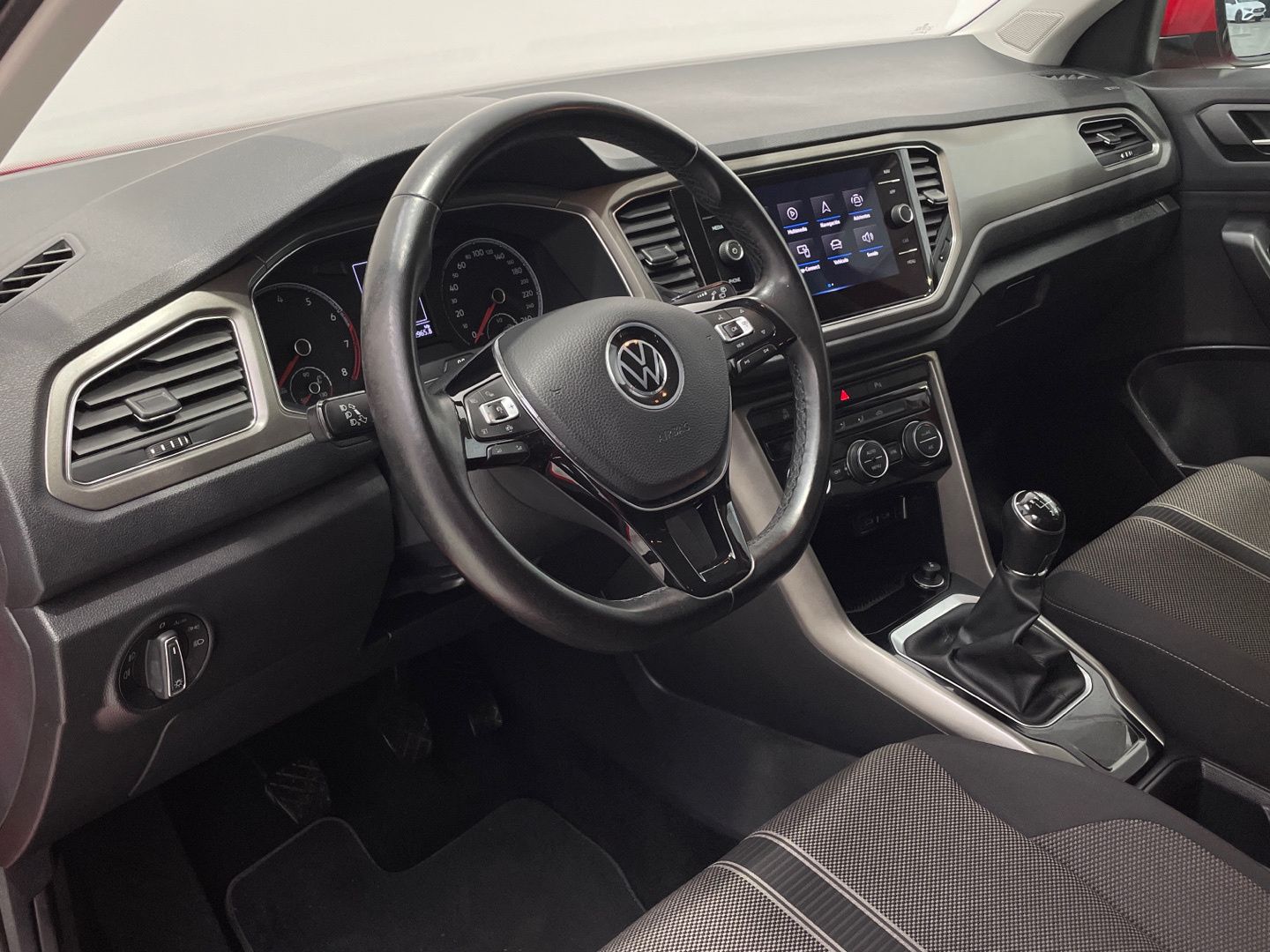 Volkswagen T-Roc Advance 1.0 TSI 81 kW (110 CV)
