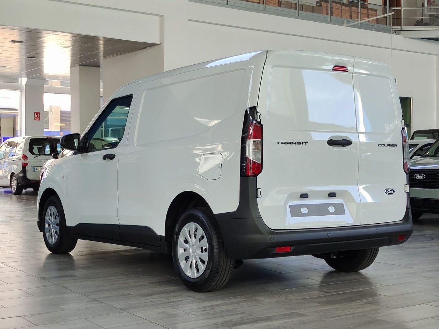 Ford Transit Courier Furgon 1.5 Ecoblue Trend 75 kW (100 CV)