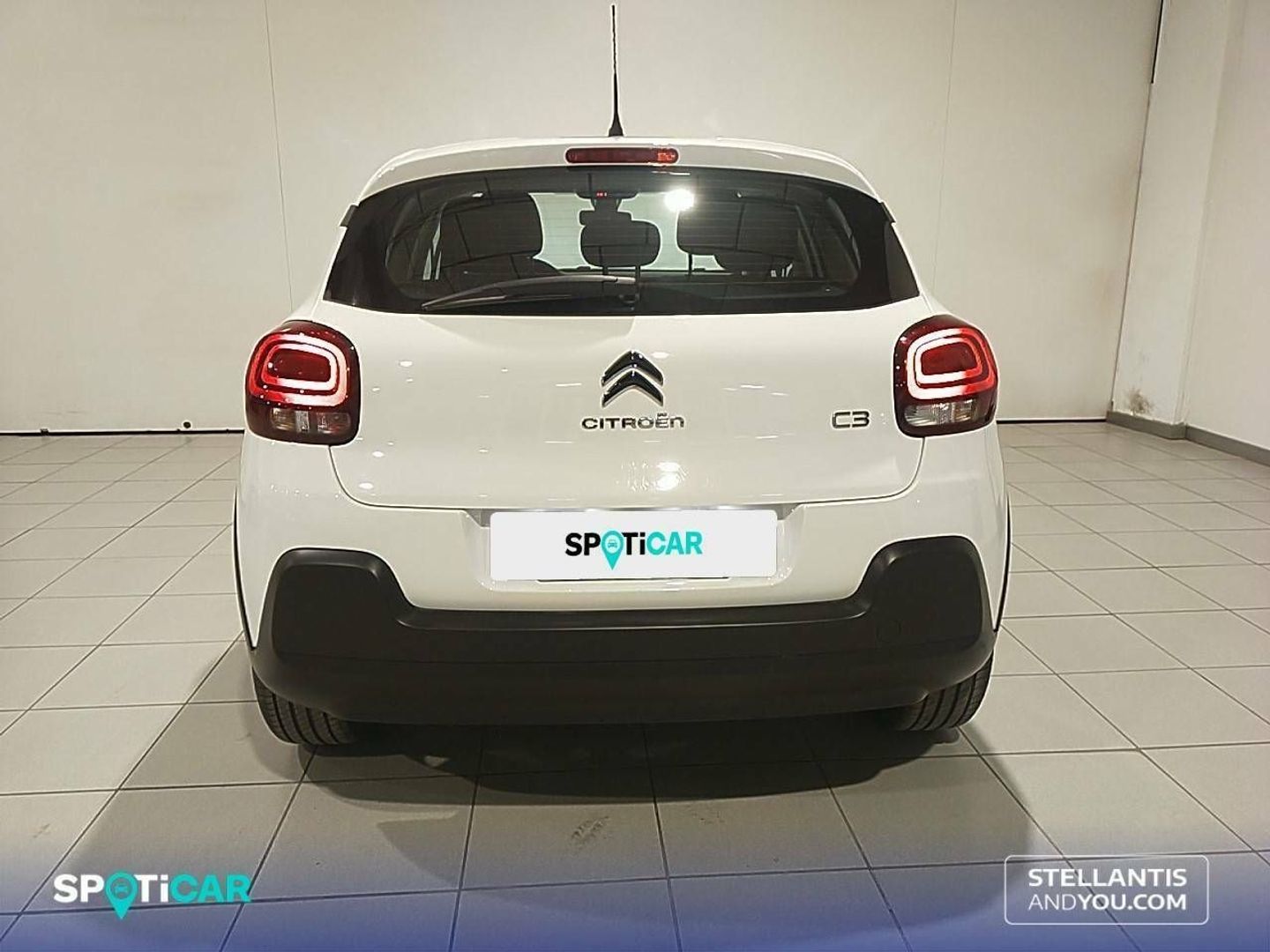 Citroen C3 PureTech 82 C-Series 61 kW (83 CV)