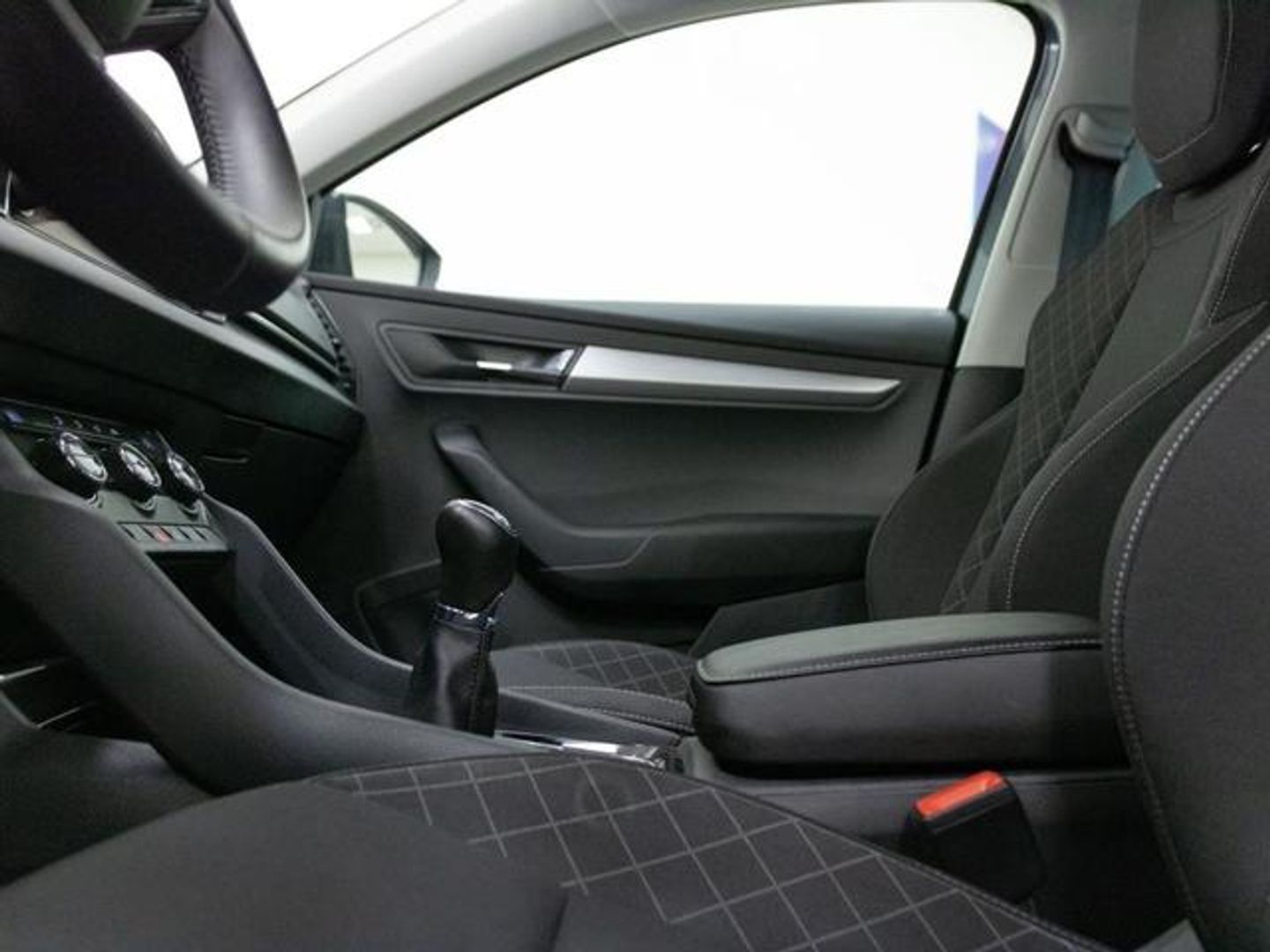 Skoda Karoq 1.5 TSI ACT Ambition 110 kW (150 CV)