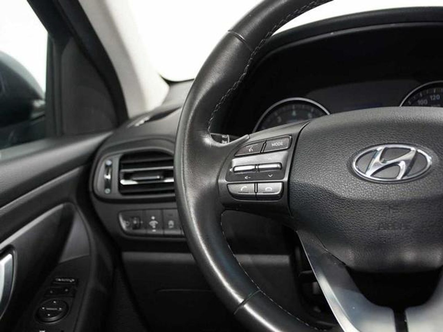 Hyundai i30 1.0 TGDI 48V Klass 88 kW (120 CV)