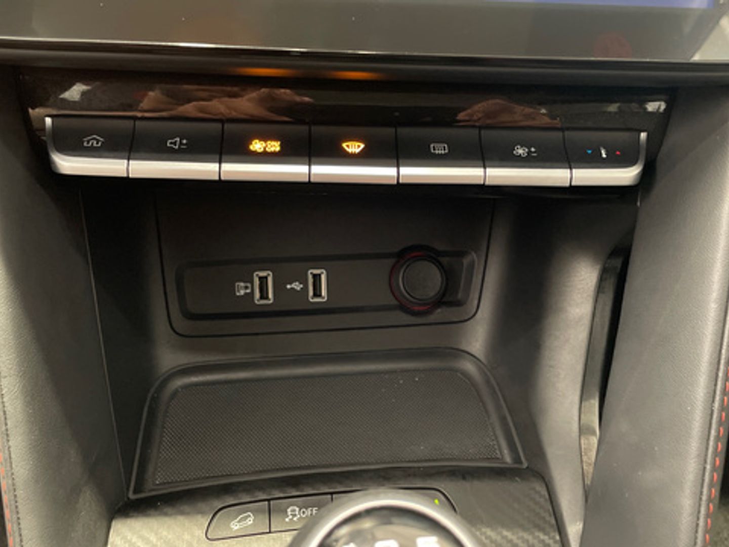 MG ZS 1.5 Luxury 78 kW (106 CV)