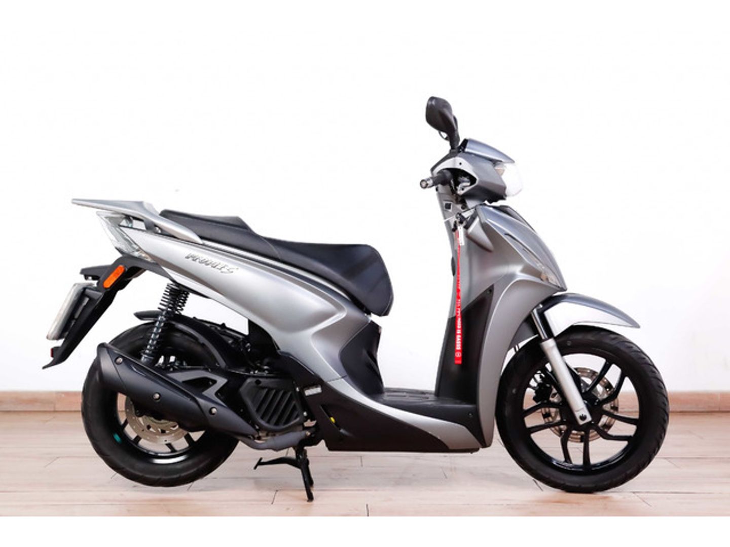 KYMCO People S 125 Gris Motorcycle