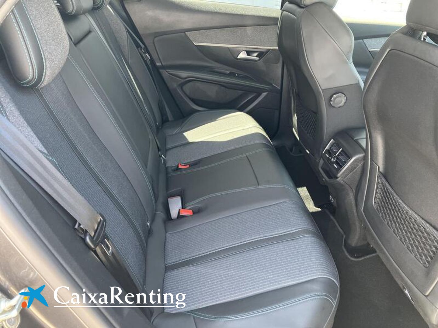 Peugeot 3008 Hybrid 225 Allure e-EAT8 165 kW (225 CV)
