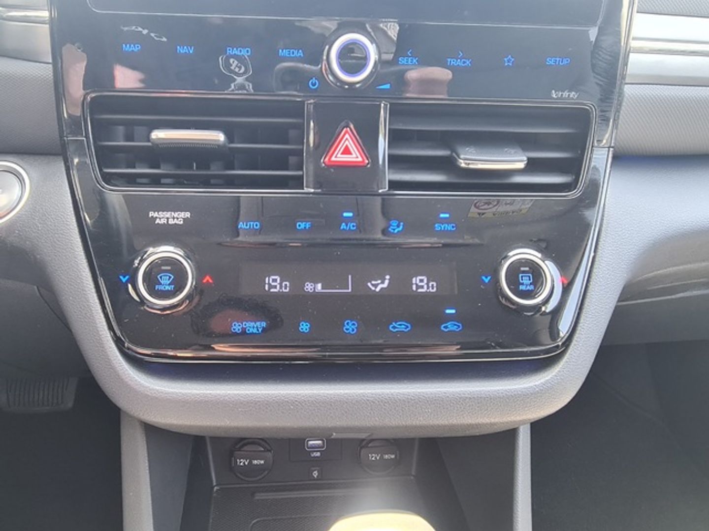 Hyundai Ioniq 1.6 GDI HEV Tecno DCT 104 kW (141 CV)