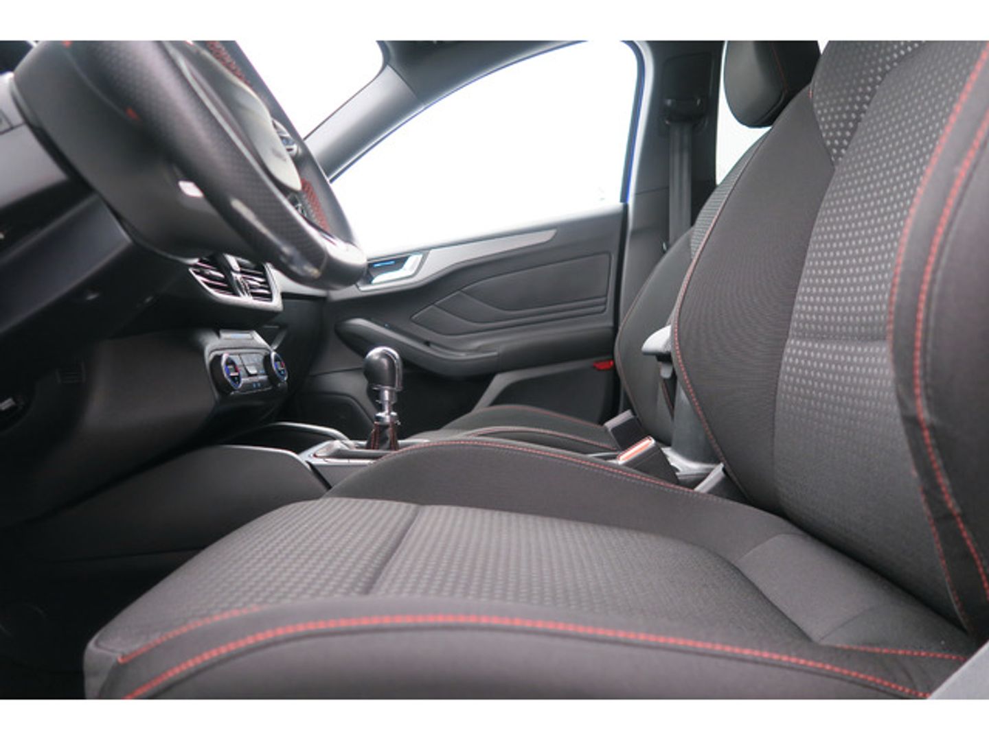 Ford Focus 1.0 Ecoboost MHEV ST-Line 92 kW (125 CV)