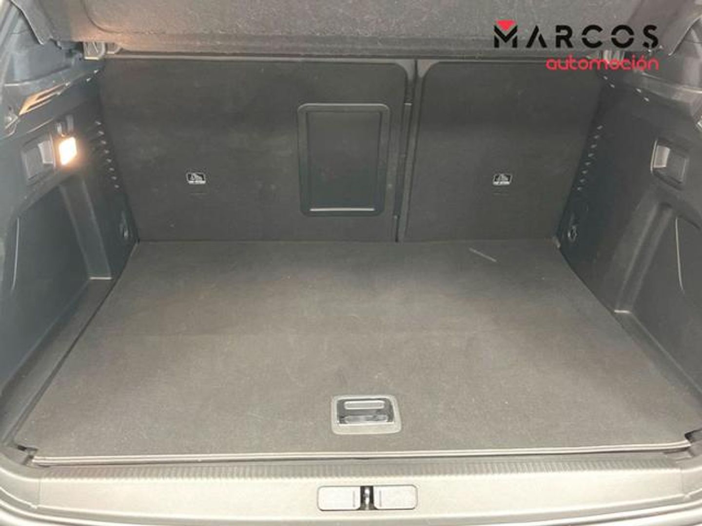 Peugeot 3008 Hybrid 225 GT e-EAT8 165 kW (225 CV)