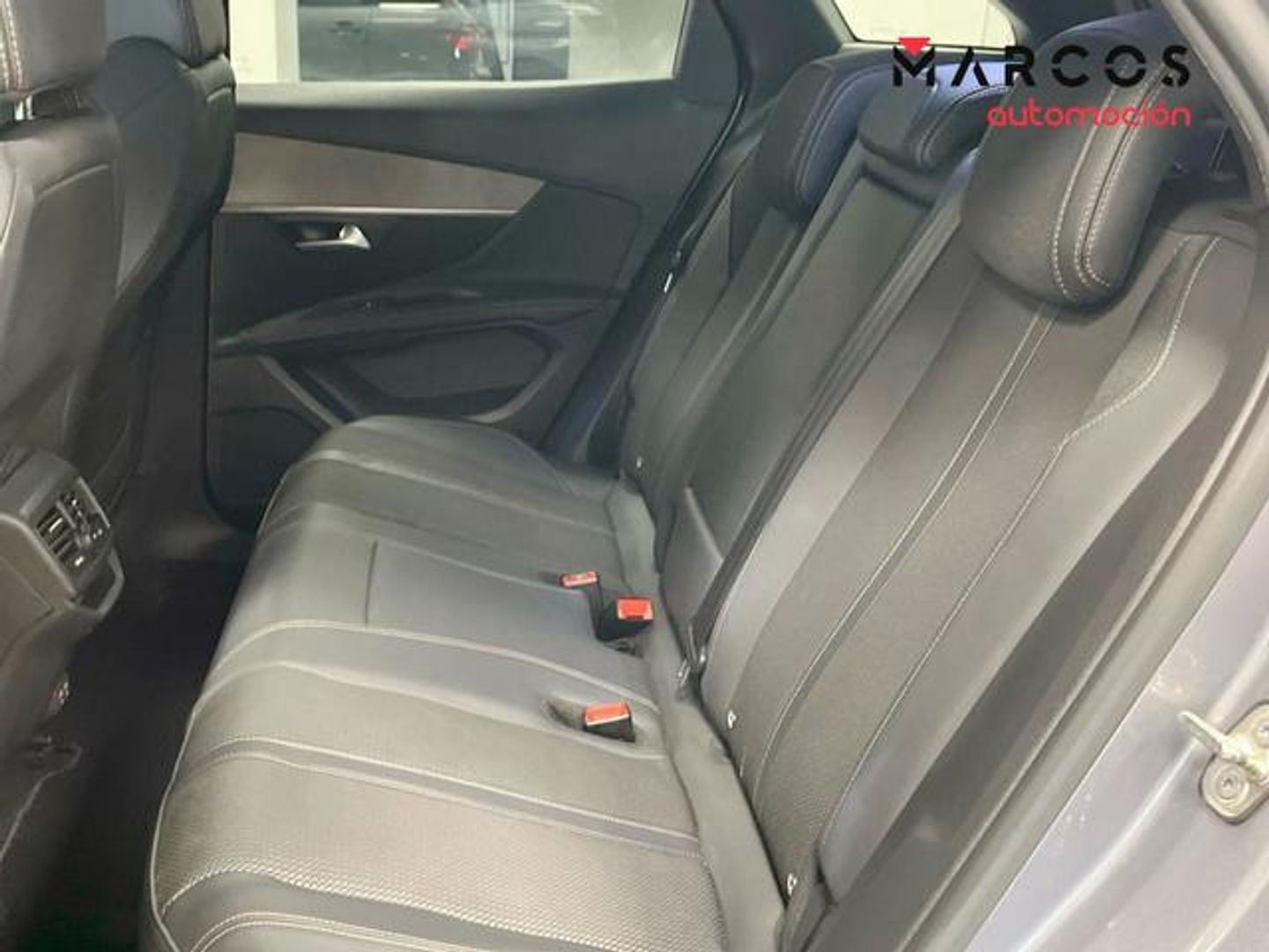Peugeot 3008 Hybrid 225 GT e-EAT8 165 kW (225 CV)