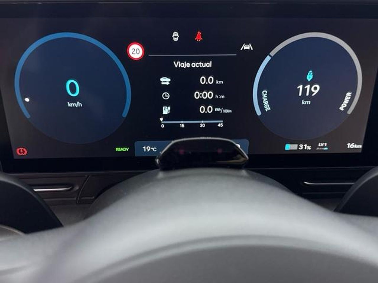 Hyundai Kona EV Tecno 2C 150 kW (204 CV)