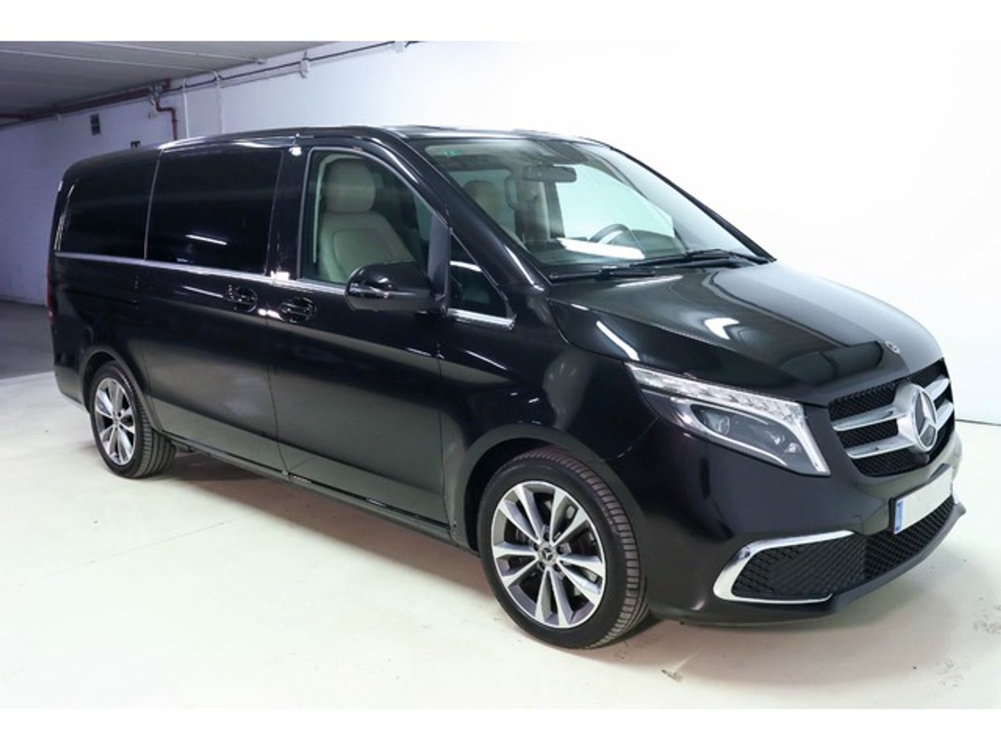 Mercedes-Benz Clase V V 300 d Avantgarde Largo 176 kW (239 CV)