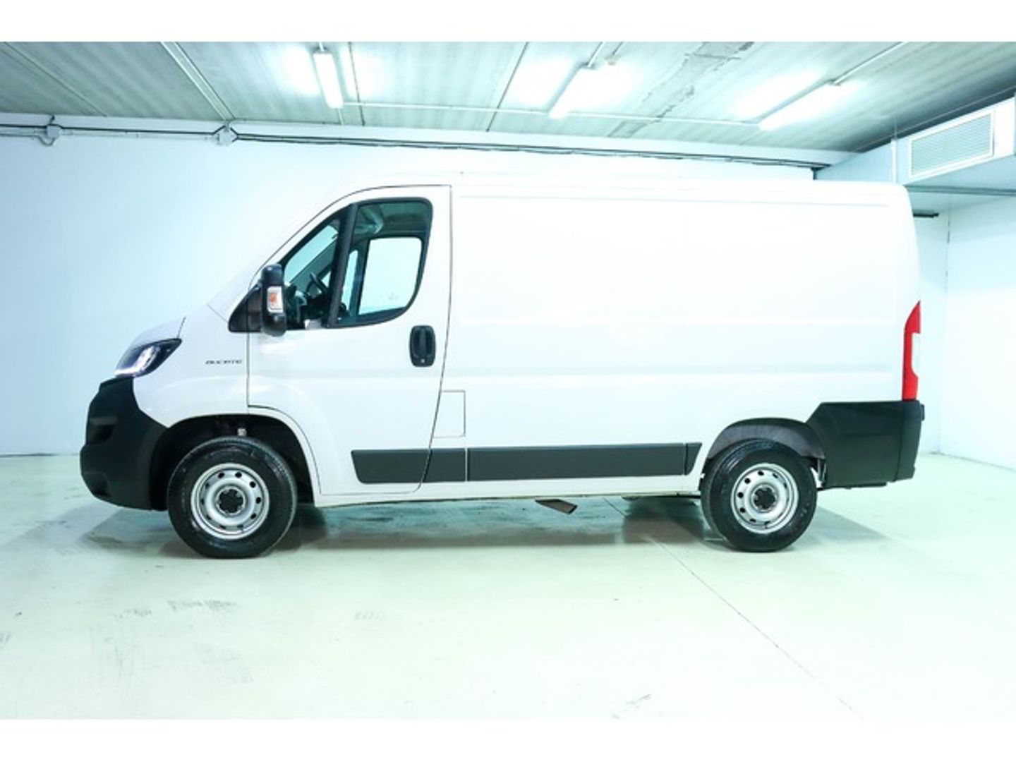 Fiat Ducato Furgon 33 2.3 Multijet Batalla Corta 96 kW (130 CV)