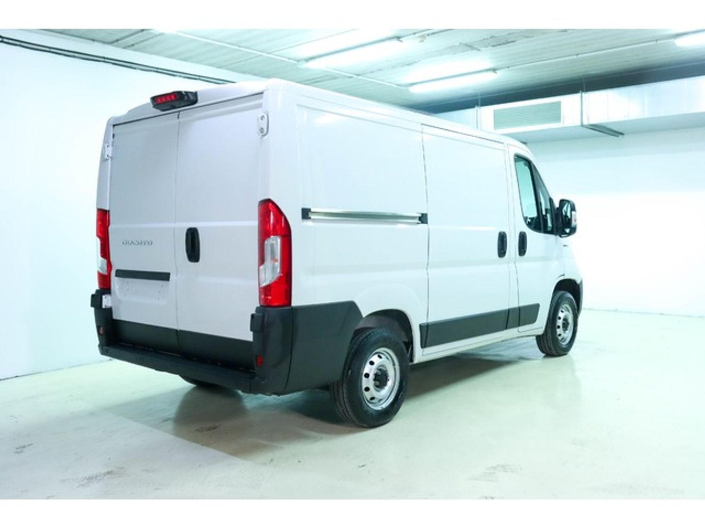 Fiat Ducato Furgon 33 2.3 Multijet Batalla Corta 96 kW (130 CV)