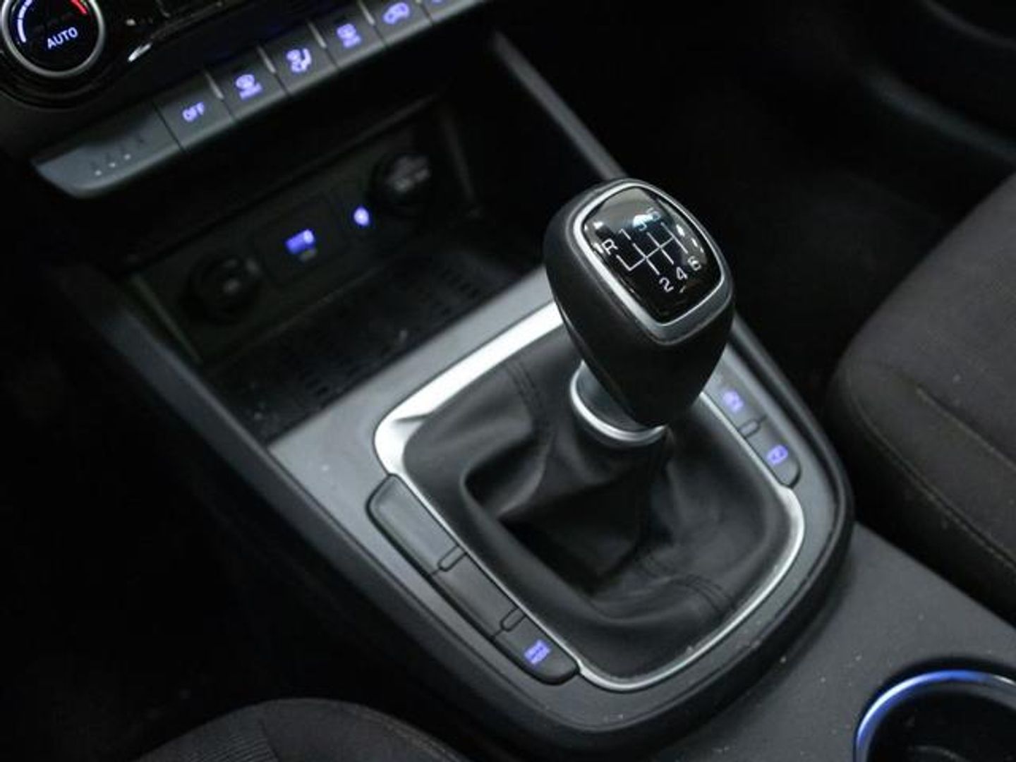 Hyundai Kona 1.0 TGDi 48V Tecno 4x2 88 kW (120 CV)