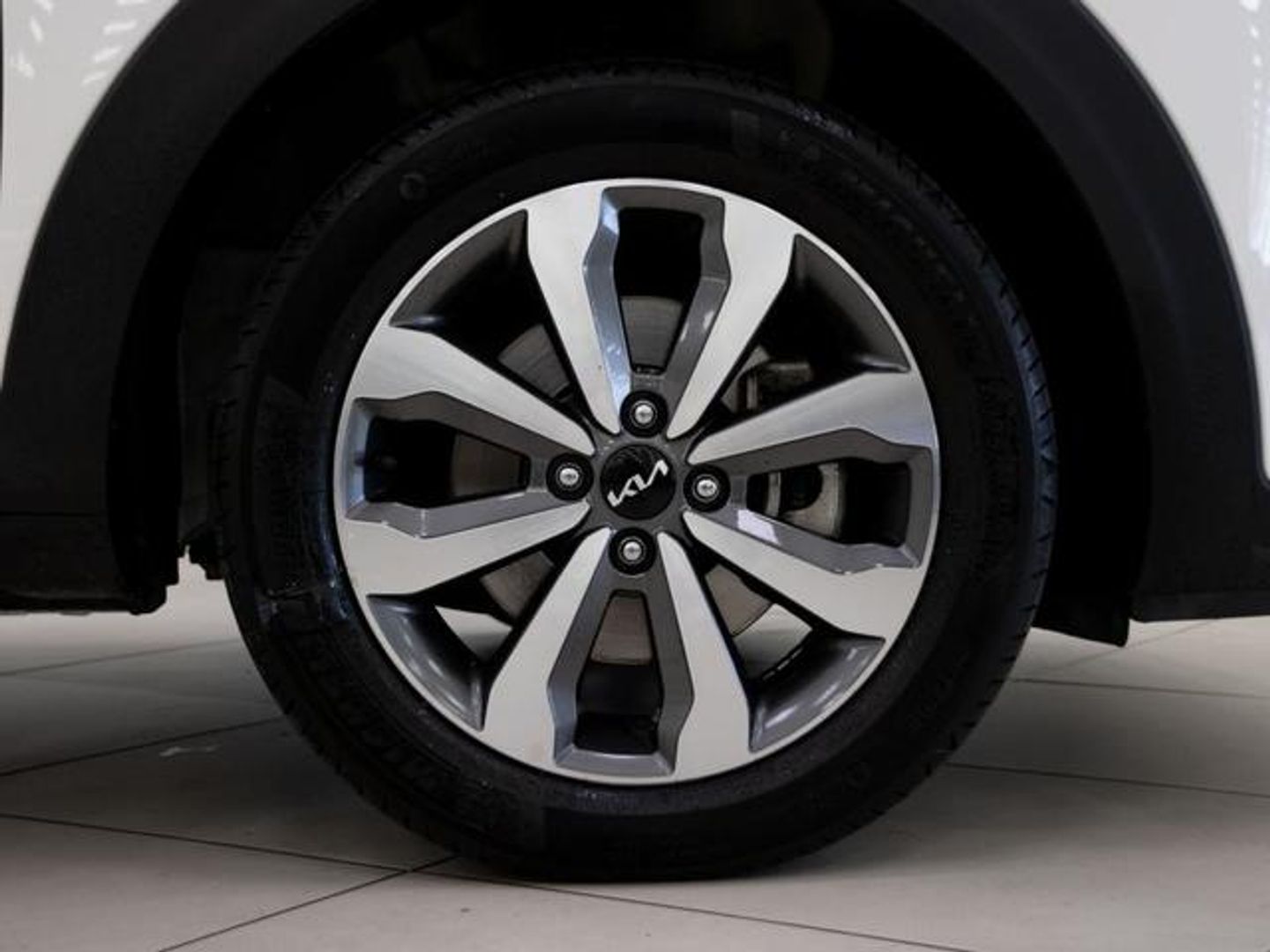Kia Stonic 1.0 T-GDi MHEV MT Concept 74 kW (100 CV)