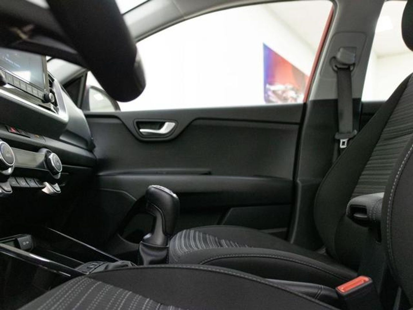 Kia Stonic 1.0 T-GDi MHEV Drive iMT 74 kW (100 CV)