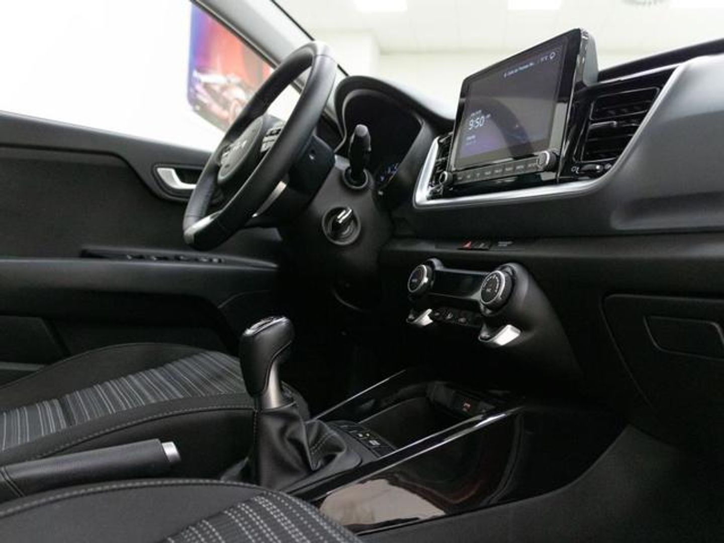 Kia Stonic 1.0 T-GDi MHEV Drive iMT 74 kW (100 CV)