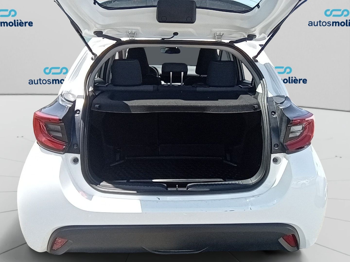 Toyota Yaris 120H Active Tech 85 kW (116 CV)