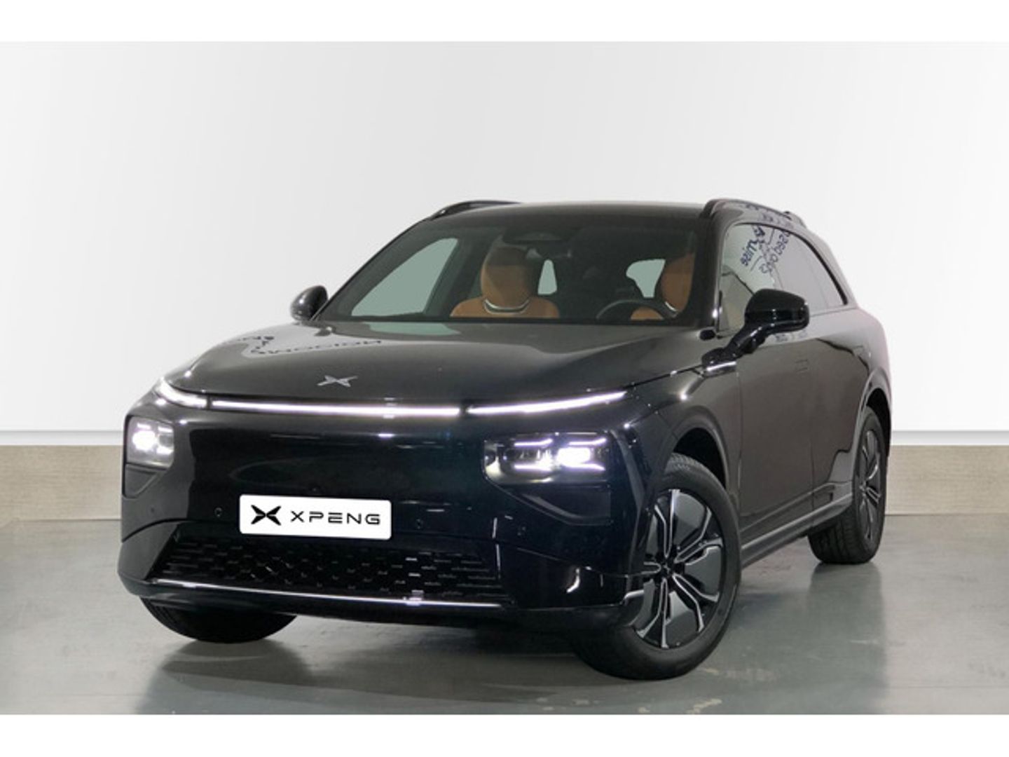 Xpeng G9 Long Range RWD 230 kW (313 CV) Negro All Terrain / Pick-up