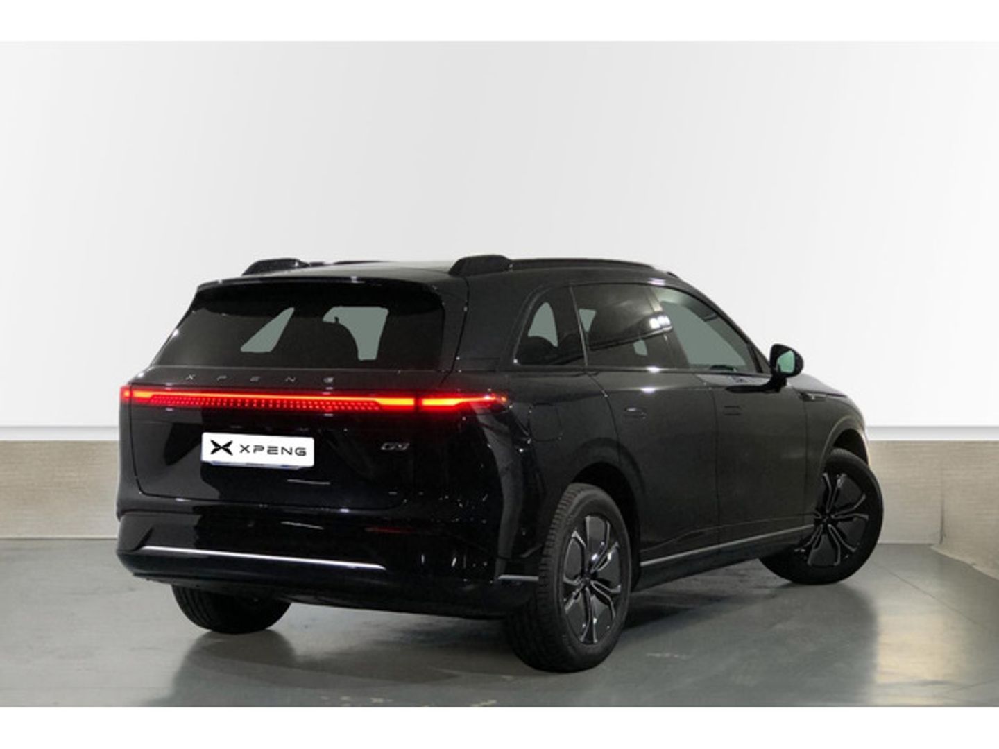 Xpeng G9 Long Range RWD 230 kW (313 CV)