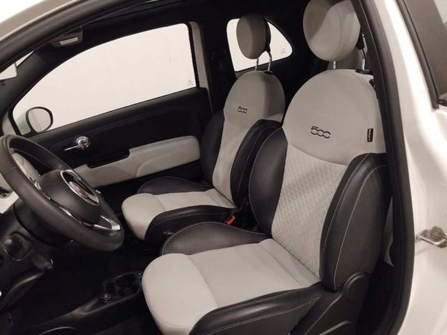 Fiat 500 1.0 Hybrid Dolcevita 51 kW (70 CV)