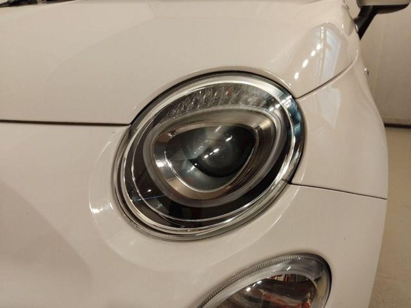 Fiat 500 1.0 Hybrid Dolcevita 51 kW (70 CV)