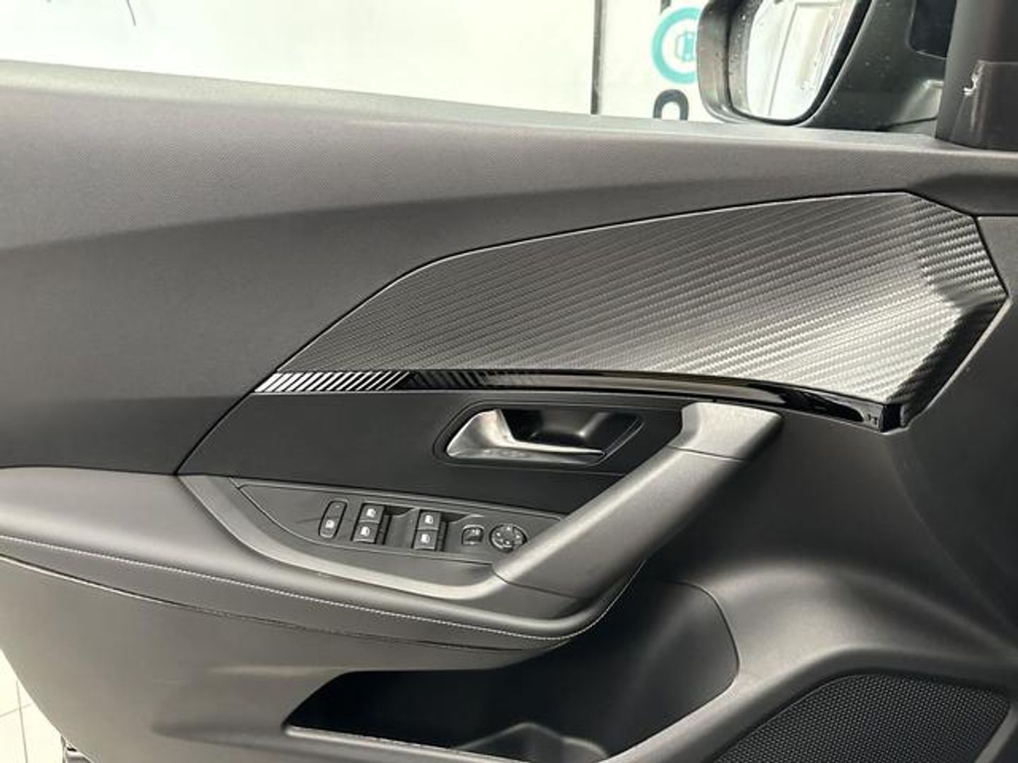 Peugeot 2008 PureTech 130 S&S Allure EAT8 96 kW (130 CV)