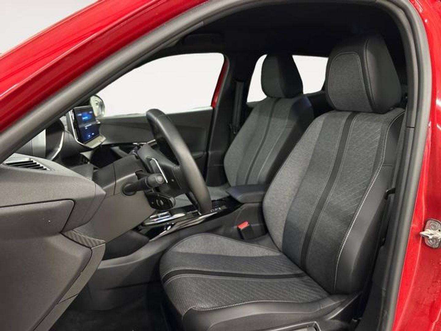 Peugeot 2008 PureTech 130 S&S Allure EAT8 96 kW (130 CV)