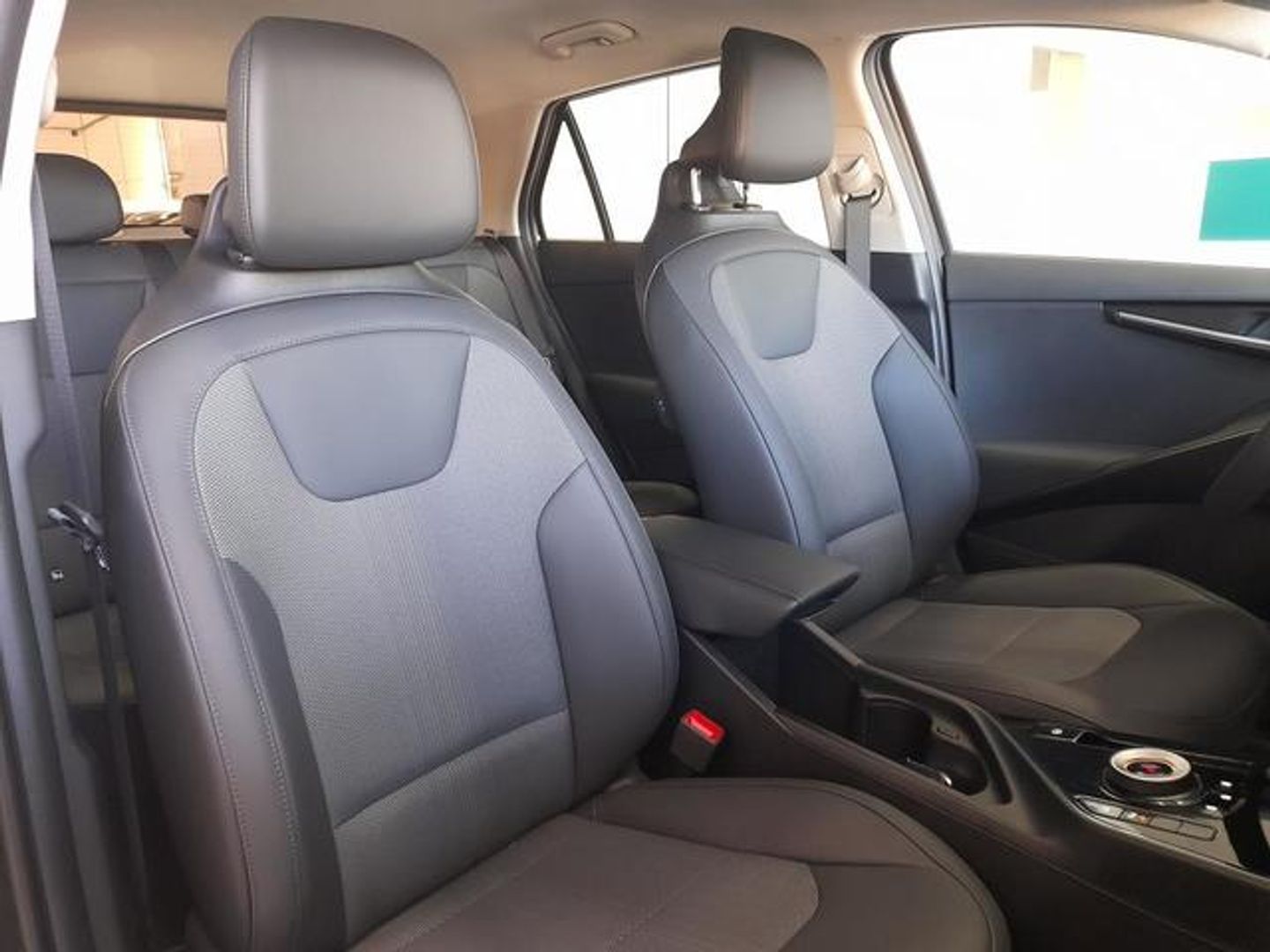 Kia Niro 1.6 GDi HEV Drive 95 kW (129 CV)