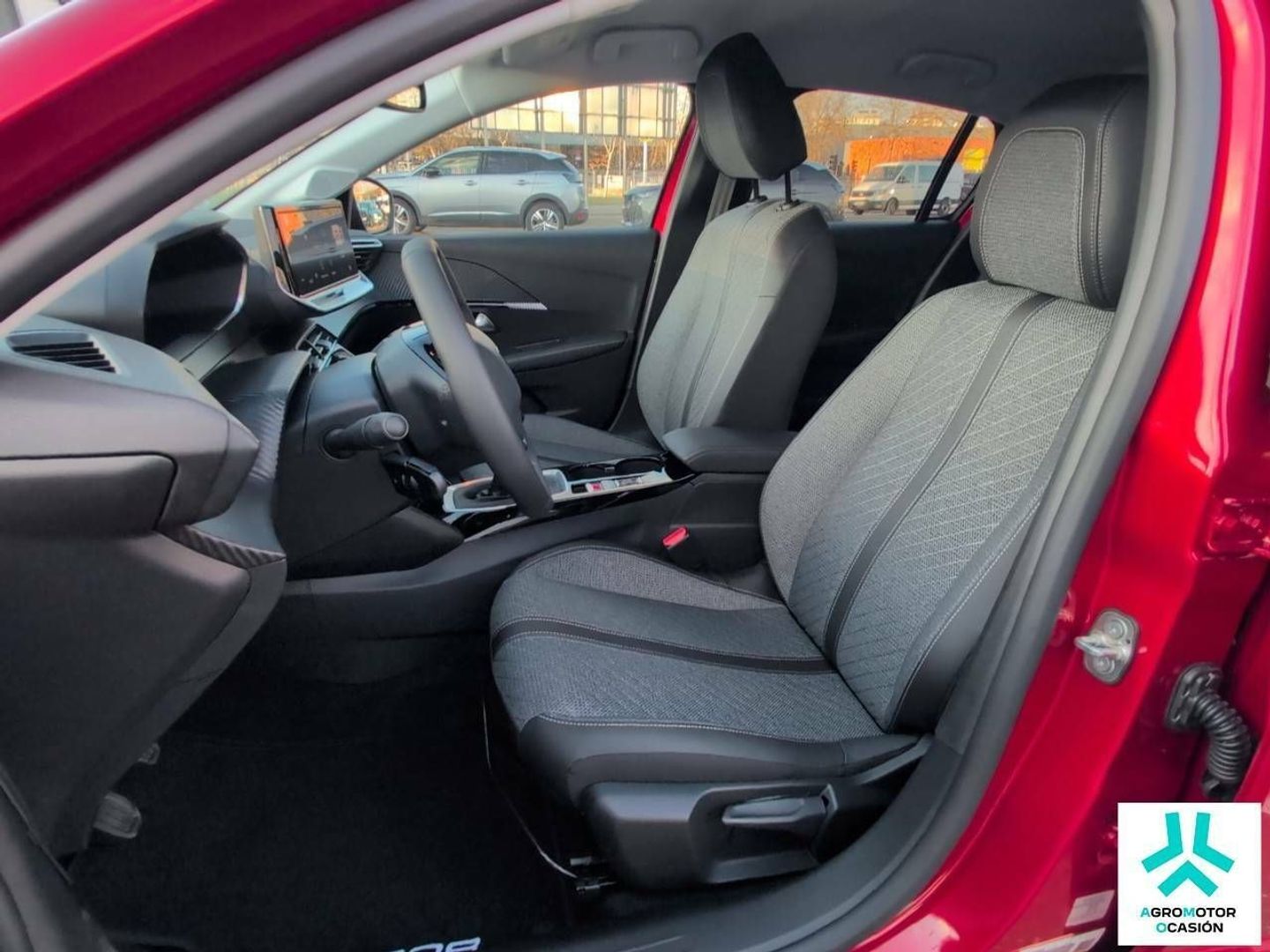 Peugeot 208 PureTech 100 Allure 75 kW (100 CV)