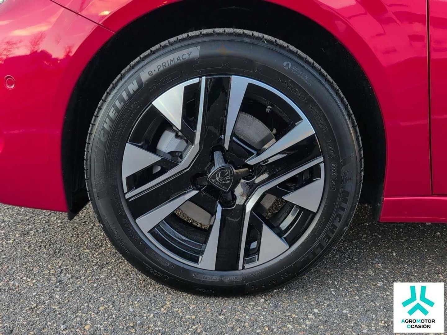Peugeot 208 PureTech 100 Allure 75 kW (100 CV)