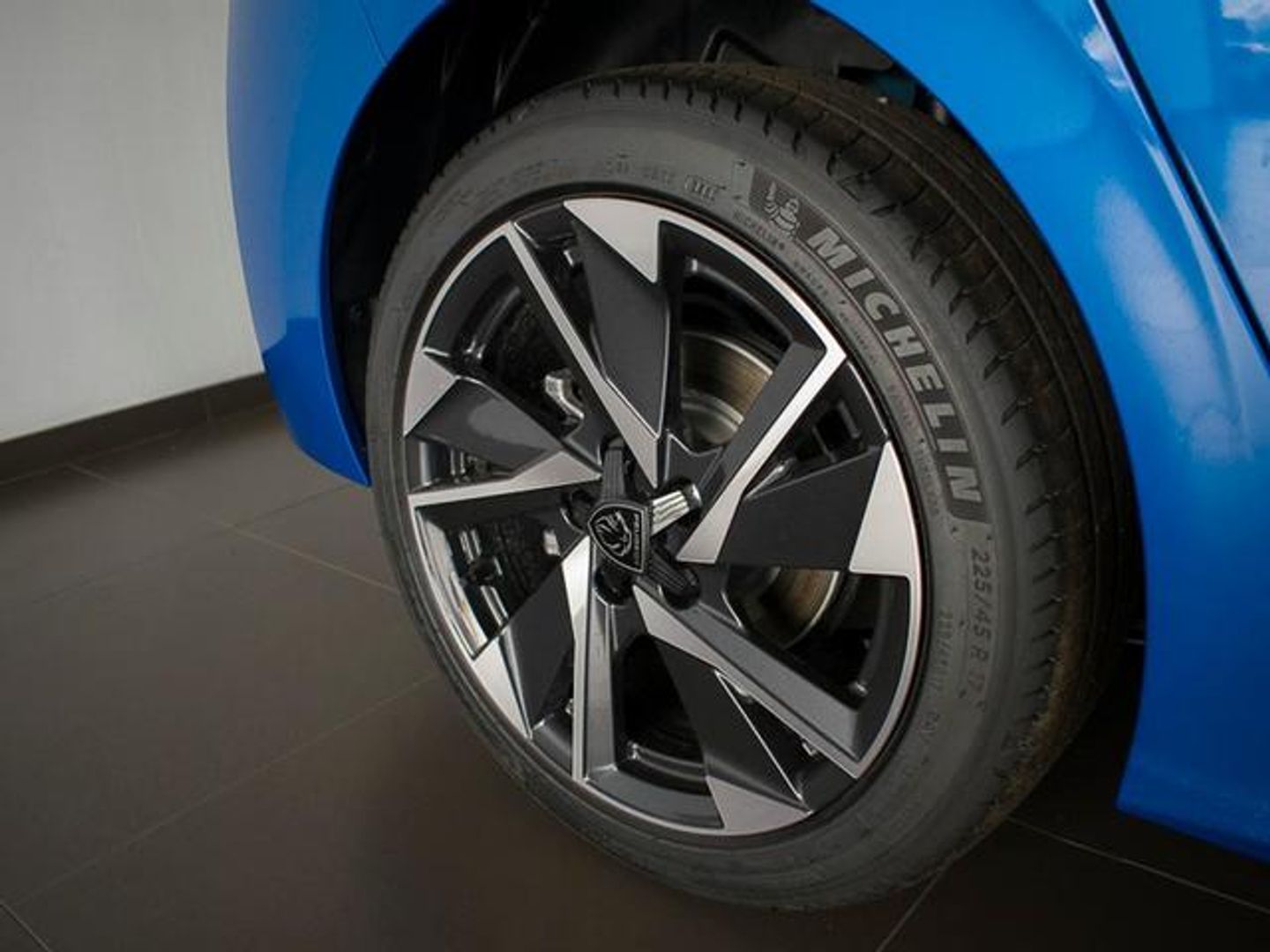 Peugeot 308 Allure Pack BlueHDi 130 S&S EAT8 96 kW (130 CV)