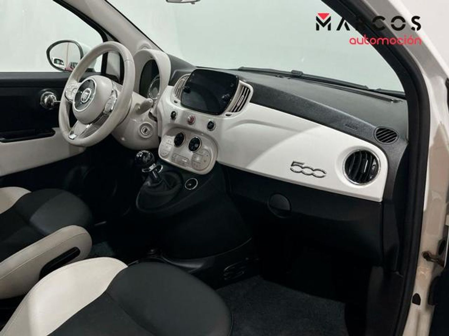 Fiat 500 1.0 Hybrid Dolcevita 51 kW (70 CV)