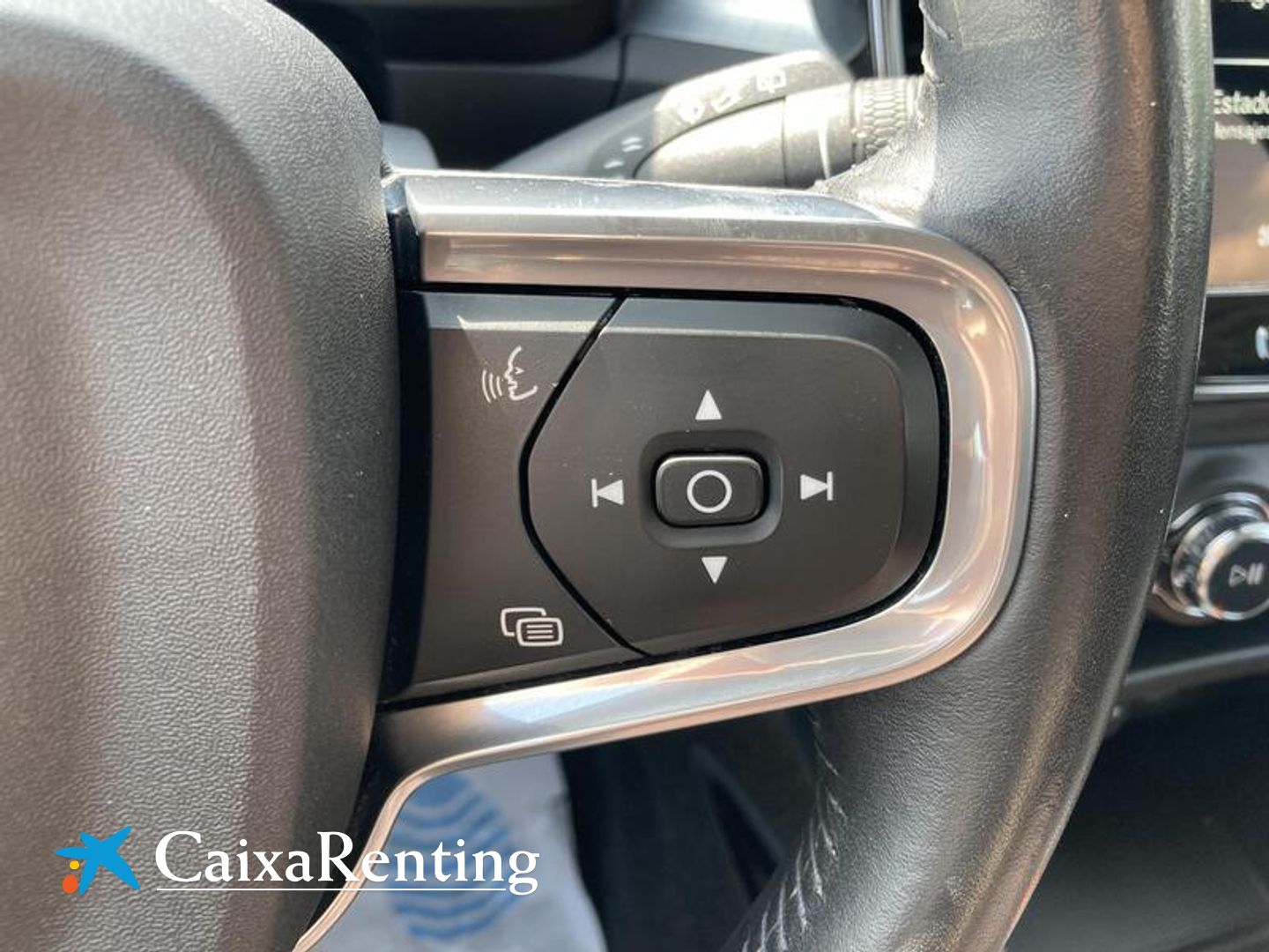 Volvo XC40 D3 Momentum Pro Auto 110 kW (150 CV)